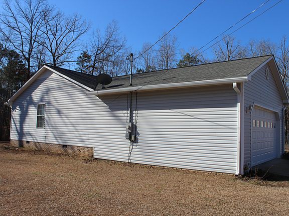 4th image of 1605 Northridge Dr