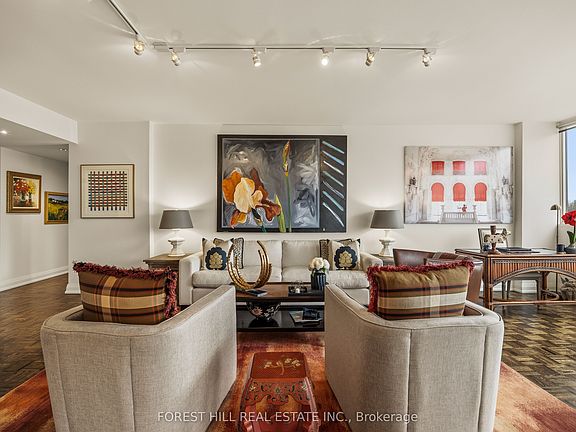 4th image of 616 Avenue Rd #402