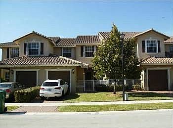 1st image of 3391 Lakeside Dr