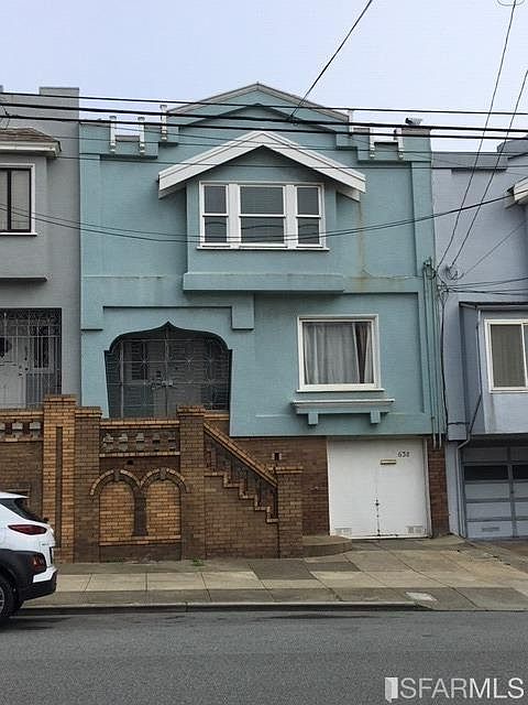 2nd image of 638 29th Ave