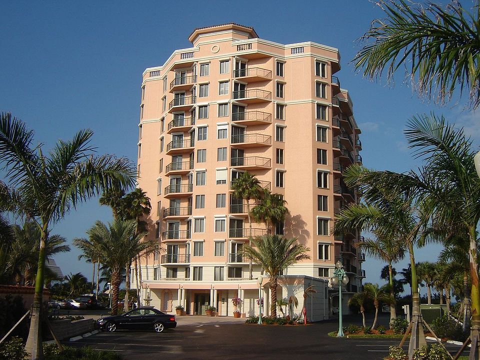 Dunnfoire Exterior View