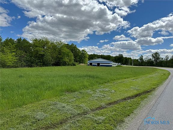 3rd image of 11842 Road 179