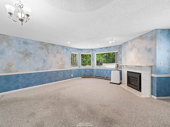4th image of 1328 Brunette Ave #9