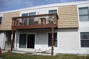 View of 423 Lark Ln, U103