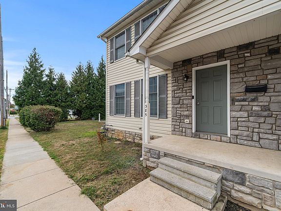3rd image of 385 S Cannon Ave