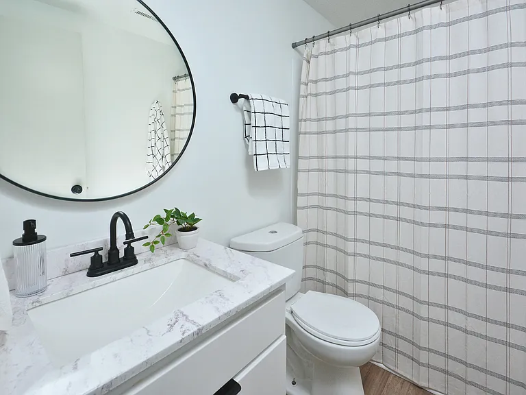 Enclave at North Point — Photo 21