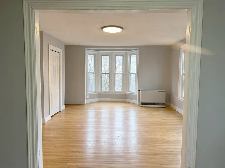 10 Gilman St #3 — Photo 1