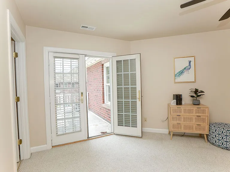 179 Herman Melville Ave — Photo 18