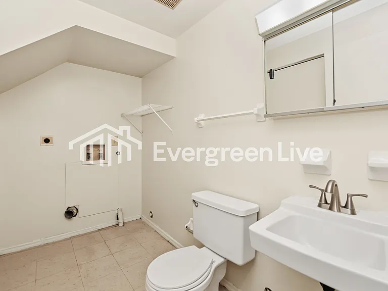 8441 Eagle Pass Dr — Photo 12