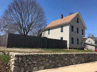 125 Howe St APT 2, Marlborough, MA 01752