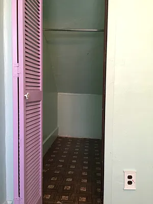 Rented by Wolf Brokerage LLC | media 37