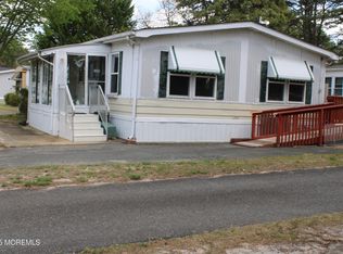 5 Parrot Ct, Manchester Township, NJ 08759