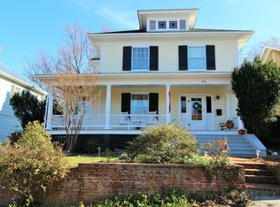 376 Maple Ave, Waynesboro, VA 22980