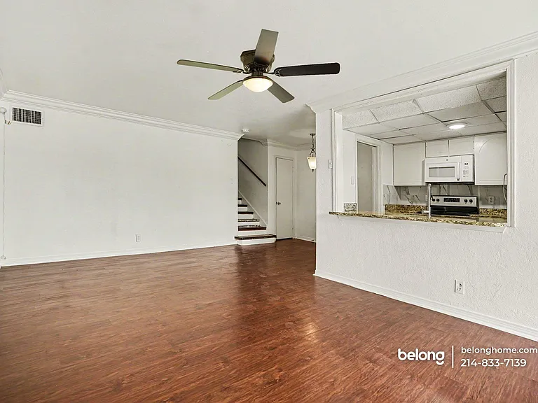 506 E Avenue J #B — Photo 2