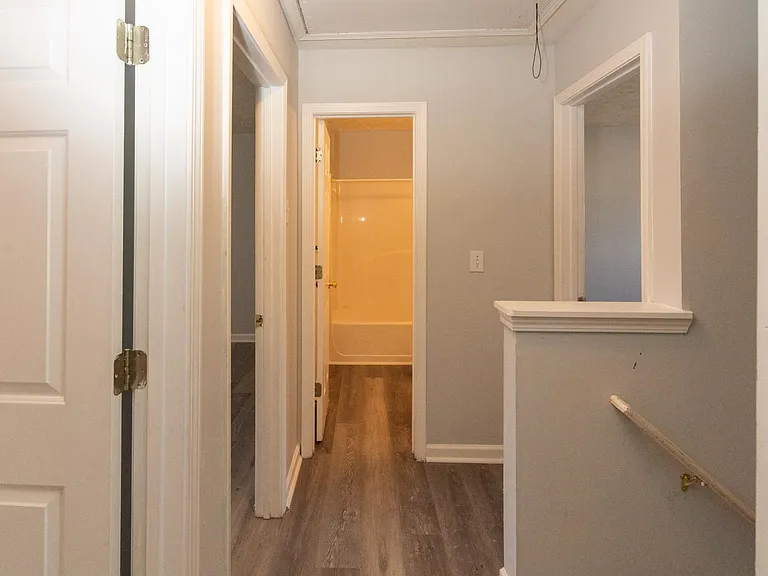 811 Sugar Oak Ln — Photo 13