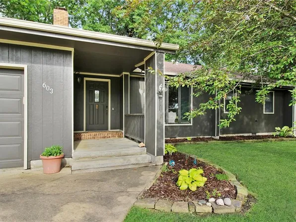 603 Willowbrook Rd, Parsons, KS 67357