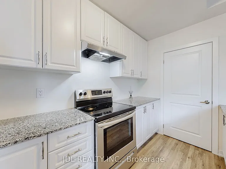 370 Red Maple Rd #112 — Photo 10