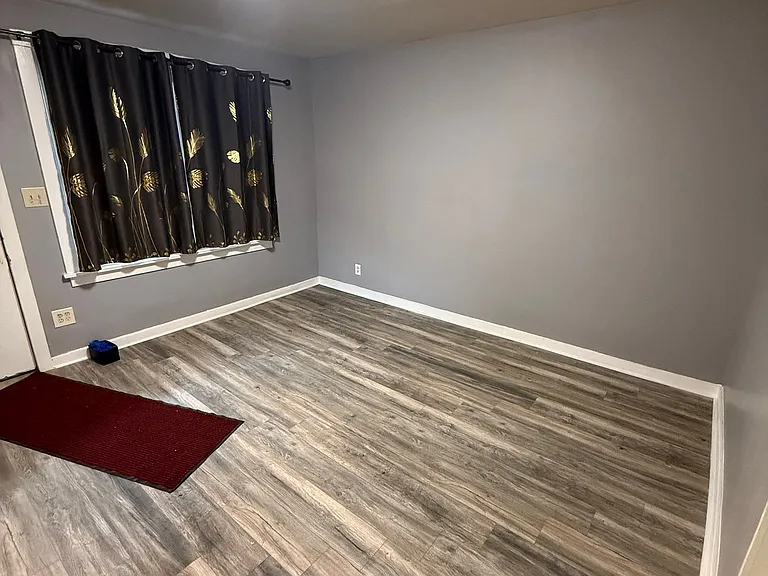 3906 Catalpa St #2 — Photo 2
