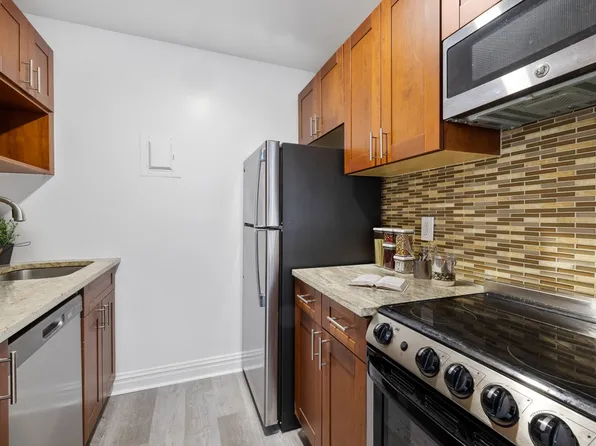 50 West 34th Street 5A03 image 2 of 30