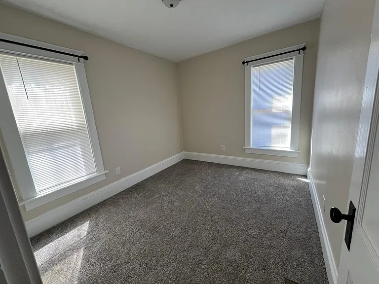 2402 Raspberry St #1 — Photo 17