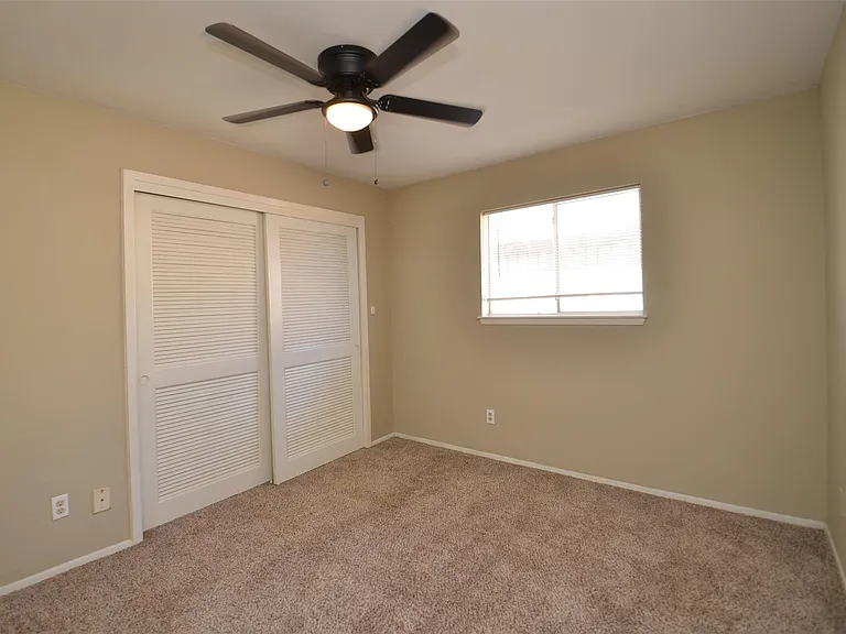 5993 Allday Dr #B — Photo 33