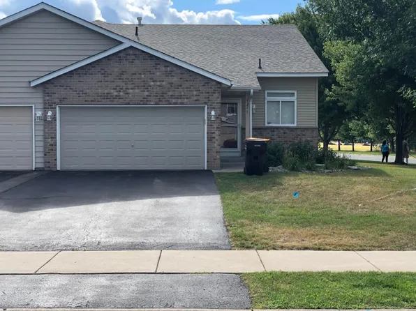 4311 Blakewood Dr, Shakopee, MN 55379