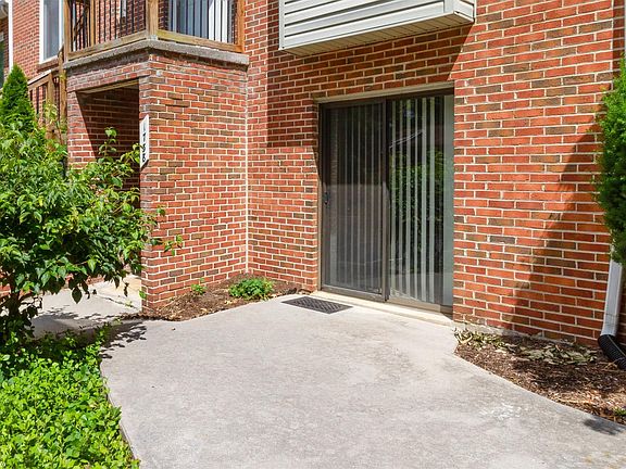 3rd image of 1738 Donlee Dr #1738