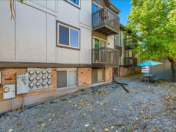3rd image of 5700 S 900 E APT 8