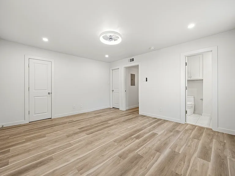 3438 McFarlin Blvd #103 — Photo 9