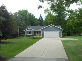 7449 Old Spring St, Racine, WI 53406