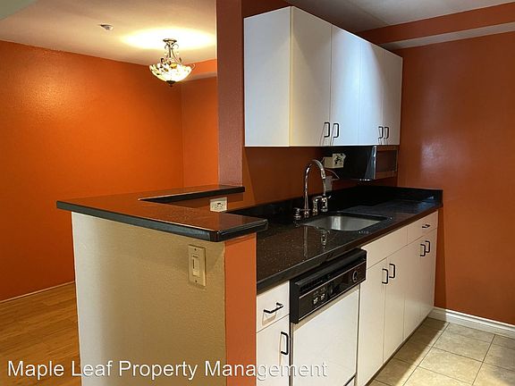 3rd image of 1415 2nd Ave Unit 1706