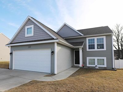 4461 Pebble Creek Blvd, Grand Blanc, MI, 48439