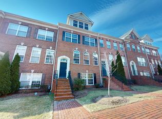 8042 Reserve Way, Vienna, VA 22182