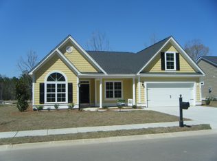 8569 Royal Palm Ln, North Charleston, SC 29420