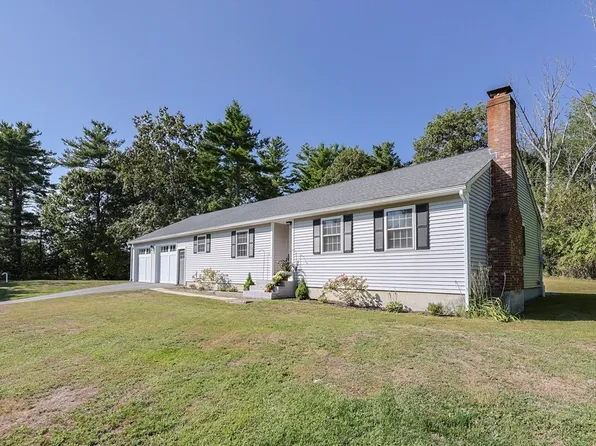 123 Harris Rd, Ashburnham, MA 01430