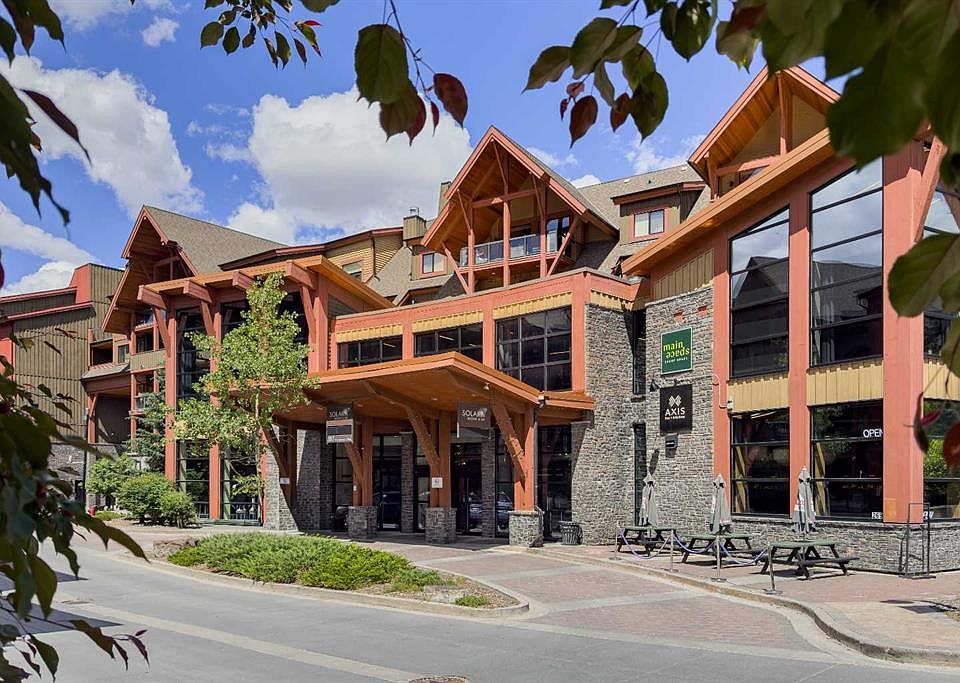 1st image of 191 SE Kananaskis Way #103