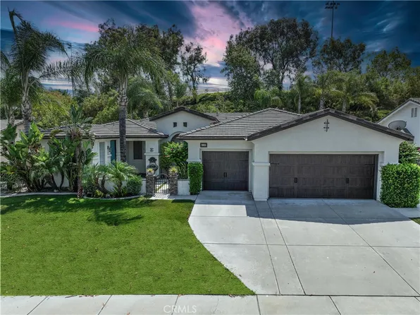 4181 Shoalcreek Dr, Corona, CA 92883
