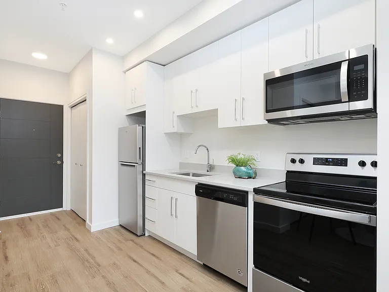 1025 Ryan Rd — Photo 8