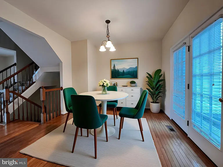 10168 Elgin Way — Photo 10