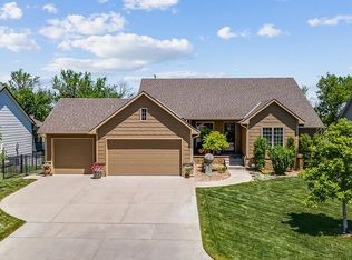1010 E Woodstone Dr, Andover, KS 67002