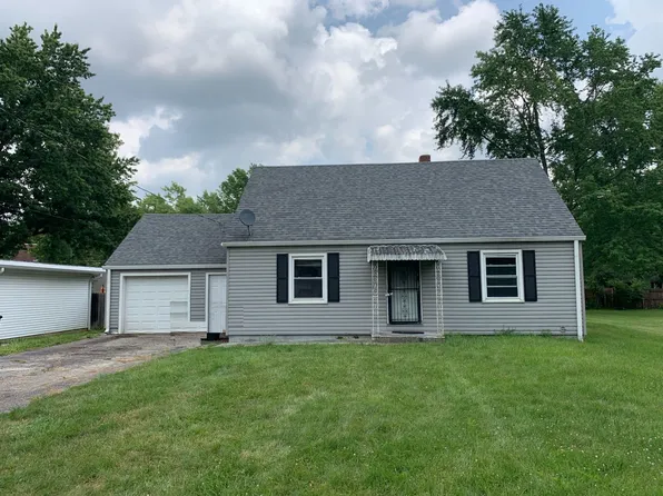 900 N Clarkdale Dr, Muncie, IN 47304