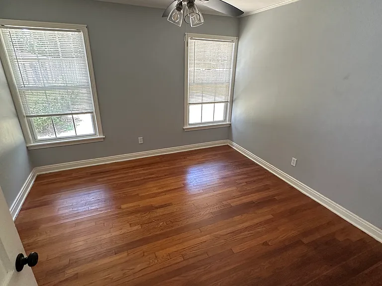 2809 Broadway Blvd — Photo 13