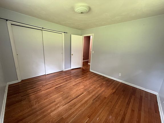 5th image of 167 Scenic Dr
