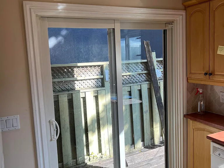 121 Maplewood Ave — Photo 10