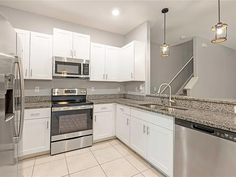 11920 Castine St — Photo 10