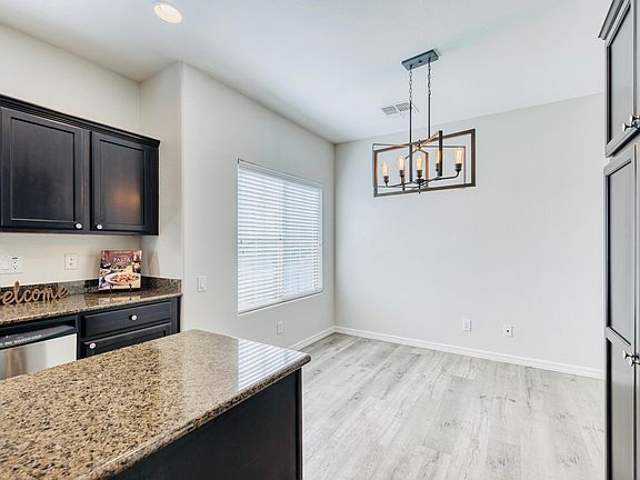 5th image of 21130 N 36th Pl
