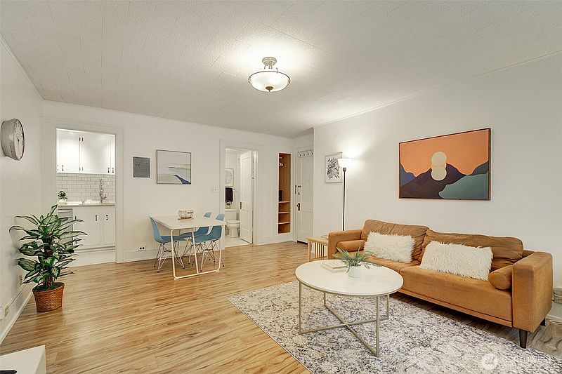 5th image of 4725 15th Avenue NE #16