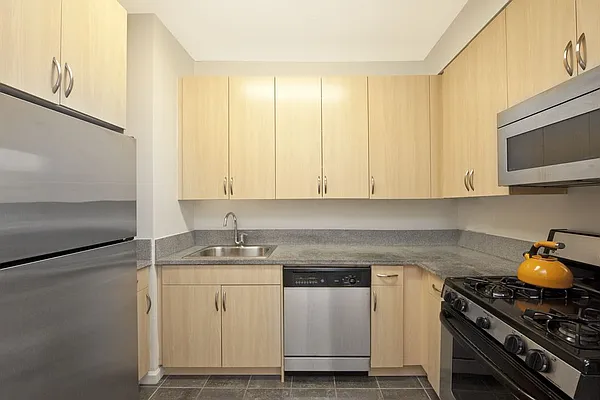 Rented by Abode Residential LLC | media 61