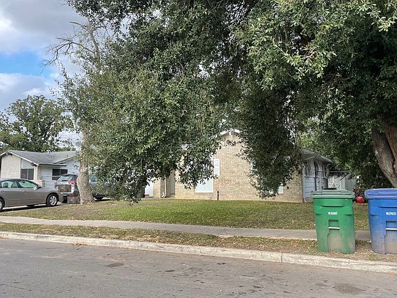 2nd image of 4623 Belinda Lee St