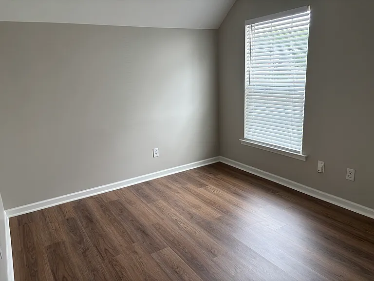 2435 Normancrest Ct — Photo 25
